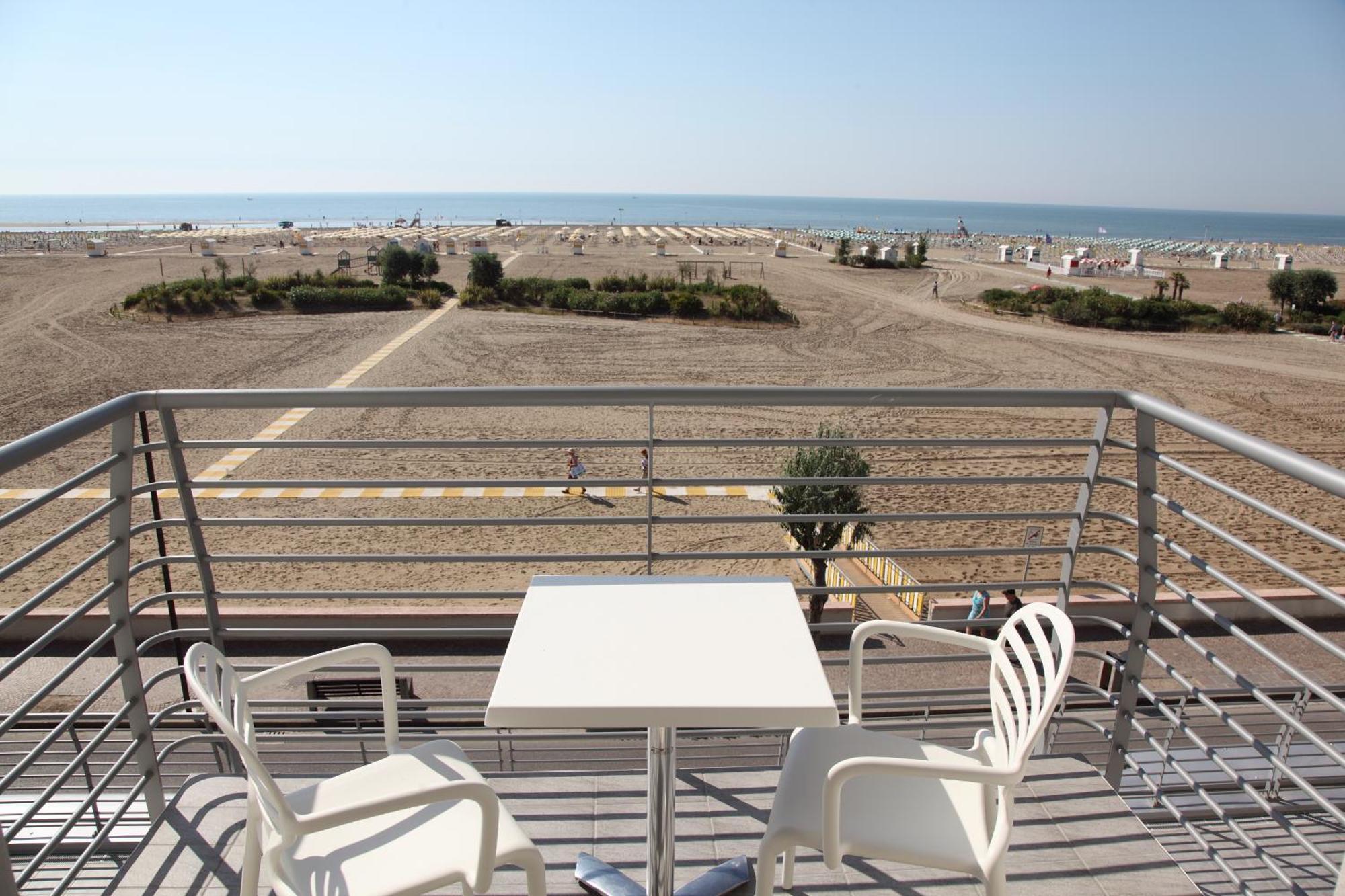 Hotel Monaco Caorle Quarto foto